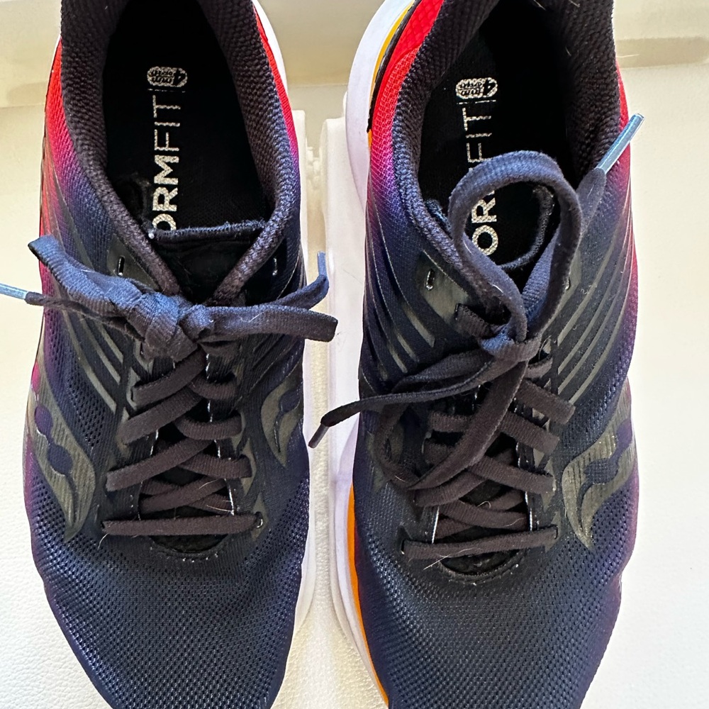 Women Saucony Kinvara 12 Sunset Shoes size 8